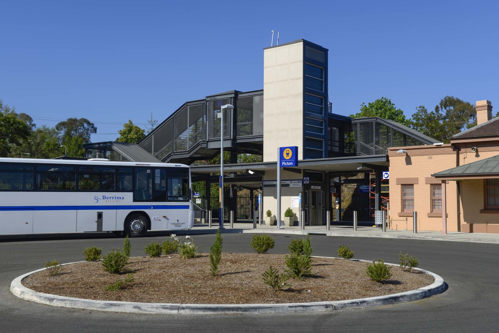 View looking at the front of Picton Train station and a local bus